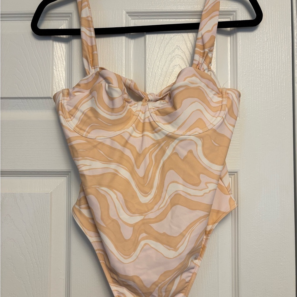 Abercrombie & Fitch Peach Swirl Pleated Strap Underwire One Piece Swimsuit - Picture 9 of 11